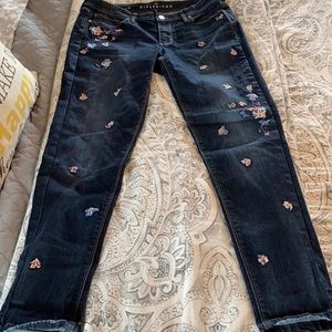 Dark wash embroidered jeans
